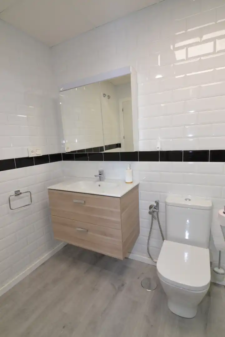 Bathroom of Flat for sale in Plasencia  with Heating, Terrace and Storage room