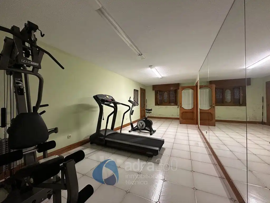 Houses for sale in Lardero  with Air Conditioner, Heating and Private garden