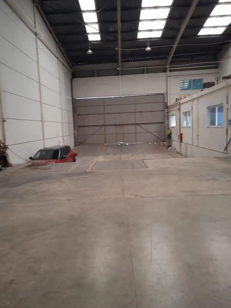 Industrial building to rent in Alaquàs
