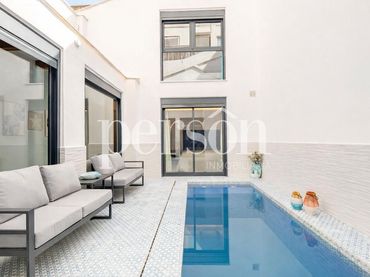 Appartement avec piscine à vendre à Extramurs