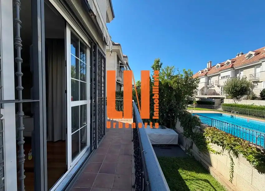 Xalet amb piscina en venda a Avenida Europa, imagen 2