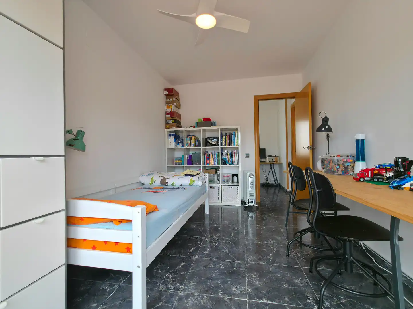 Dormitori de Casa o xalet en venda en Sant Andreu de la Barca amb Aire condicionat, Calefacció i Jardí privat