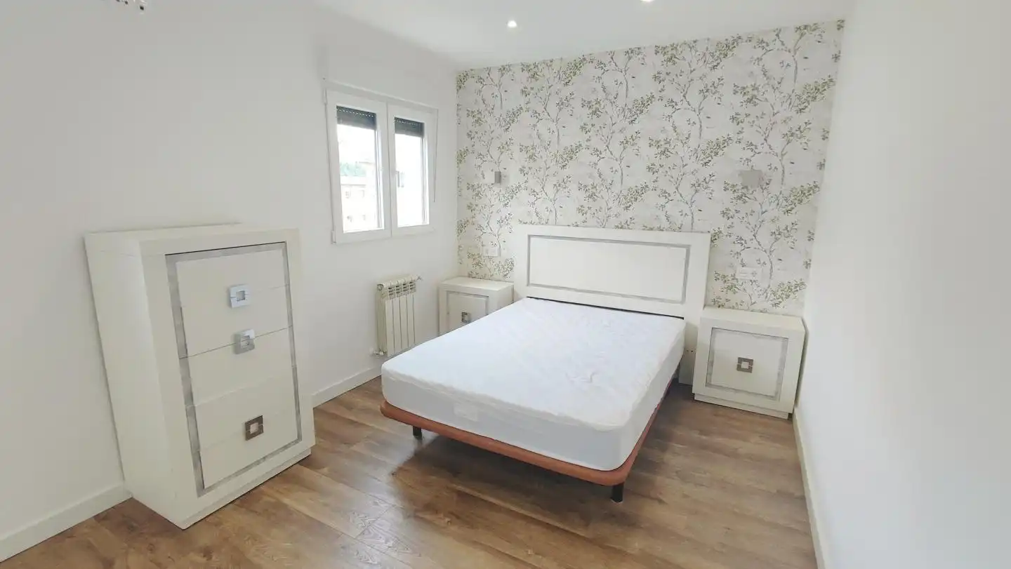 Habitación de Piso en venta en Mieres (Asturias) con Calefacción, Parquet y Trastero