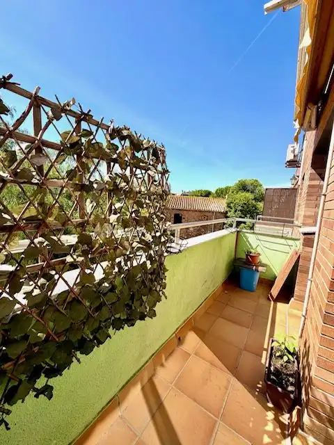 Terraza de Piso en venta en El Pla del Penedès con Calefacción, Parquet y Terraza