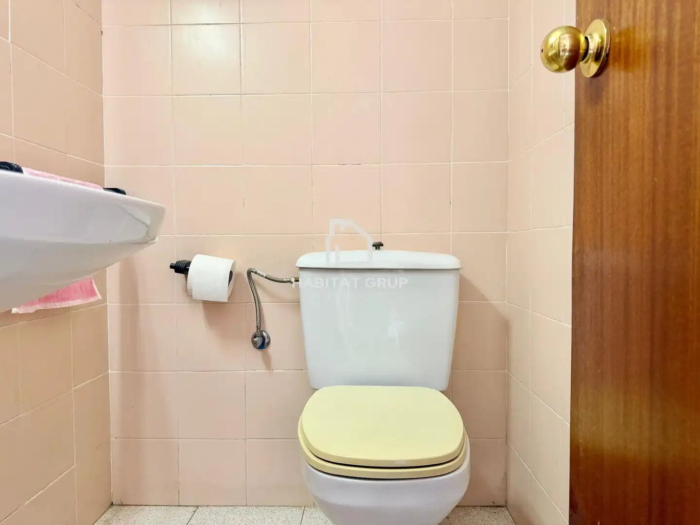 Baño de Casa adosada en venta en Girona con Calefacción, Jardín privado y Terraza