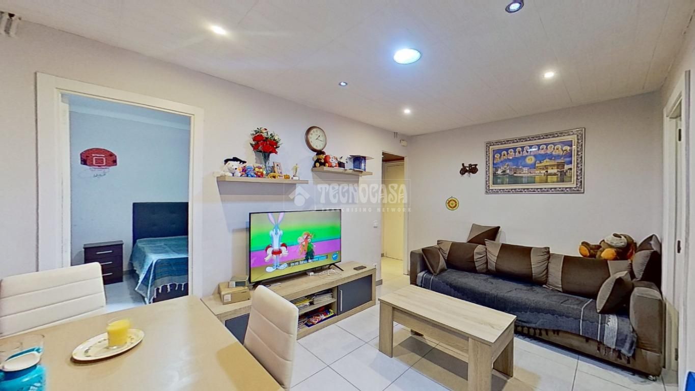 Living room of Flat for sale in Manresa  with Heating and Balcony