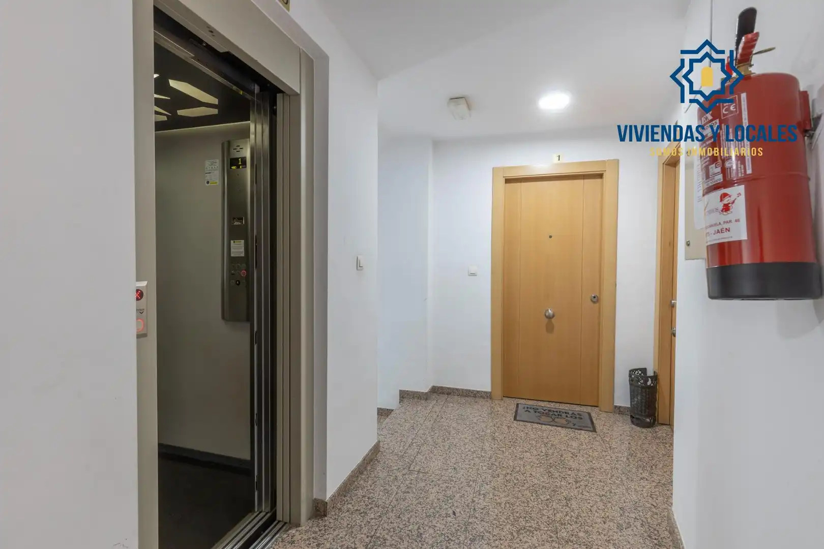 Piso con terraza en venta en Avenida de Virgen del Rosario 30, imagen 27