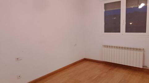 Foto 5 de Casa adosada en venda a  C/ Valentín Plaza , Castejón (Navarra), Navarra