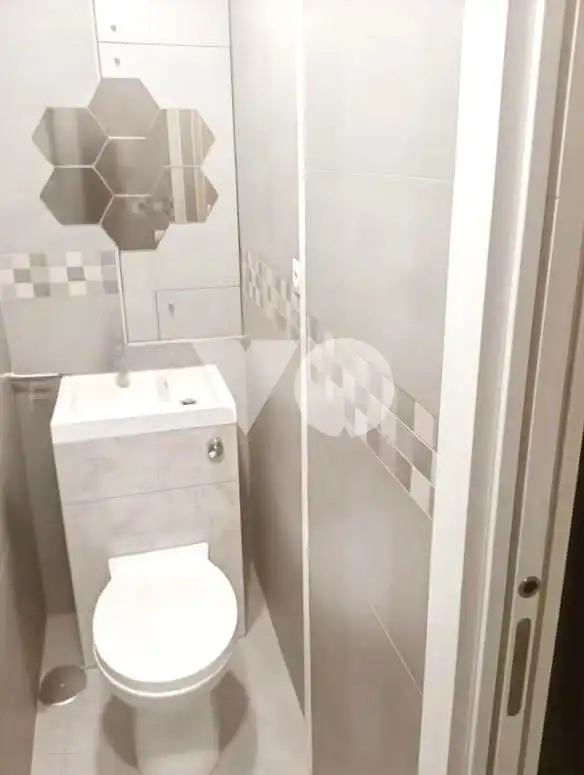 Baño de Planta baja en venta en Madrid con Aire acondicionado, Calefacción y Trastero