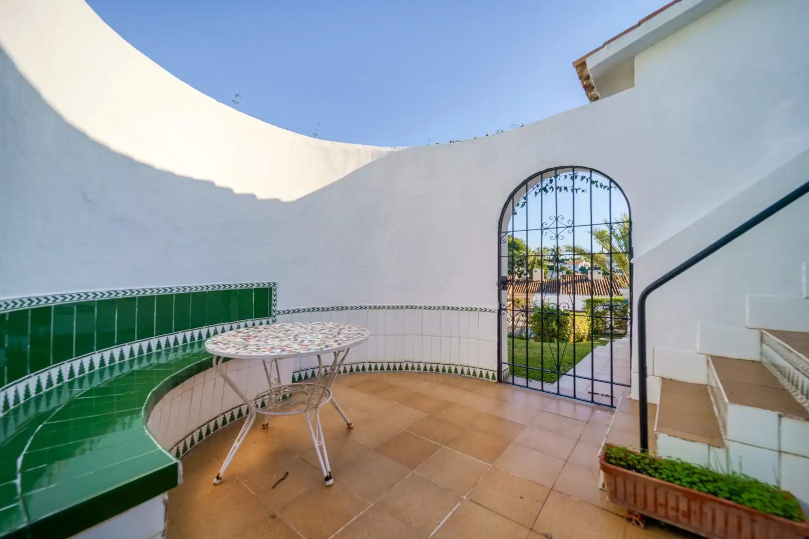 Terrassa de Casa o xalet en venda en Marbella amb Aire condicionat, Calefacció i Alarma