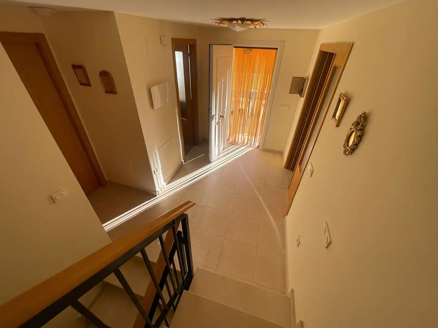Casa adosada en venda en Alhaurín de la Torre amb Aire condicionat, Jardí privat i Terrassa