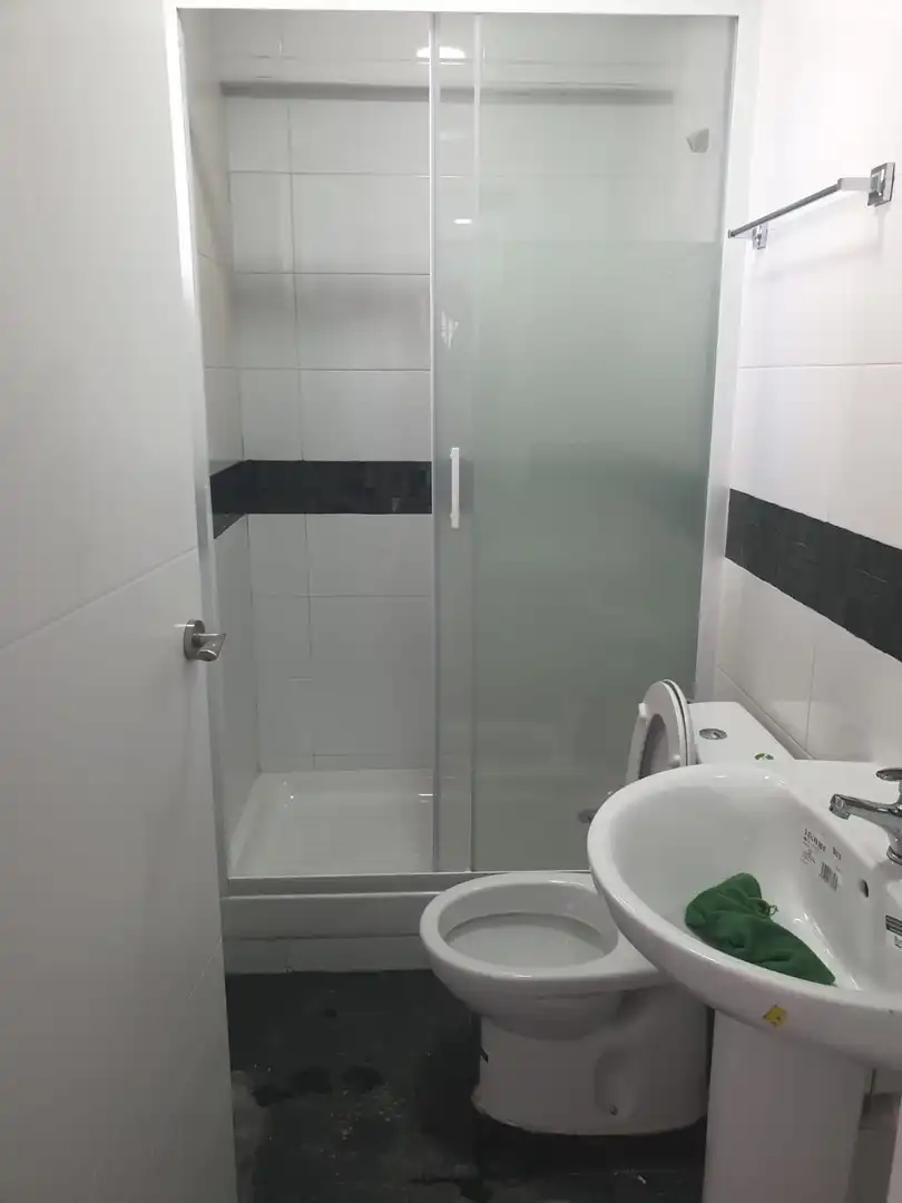 Bathroom of Flat for rent in Parla  with Washing machine