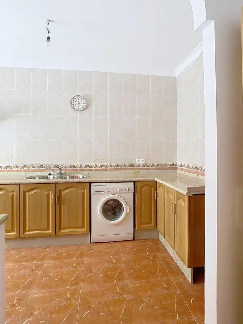 Kitchen of Houses for sale in Cuevas de San Marcos
