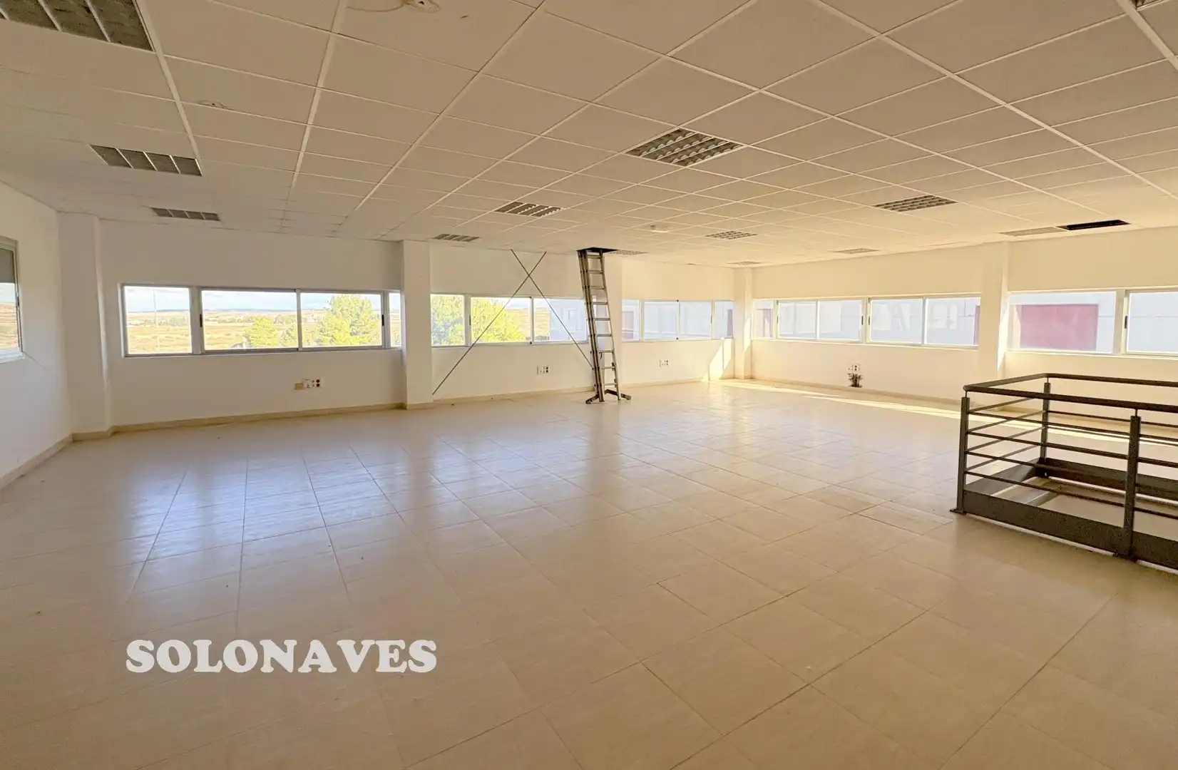 Nave industrial en venta en Leciñena