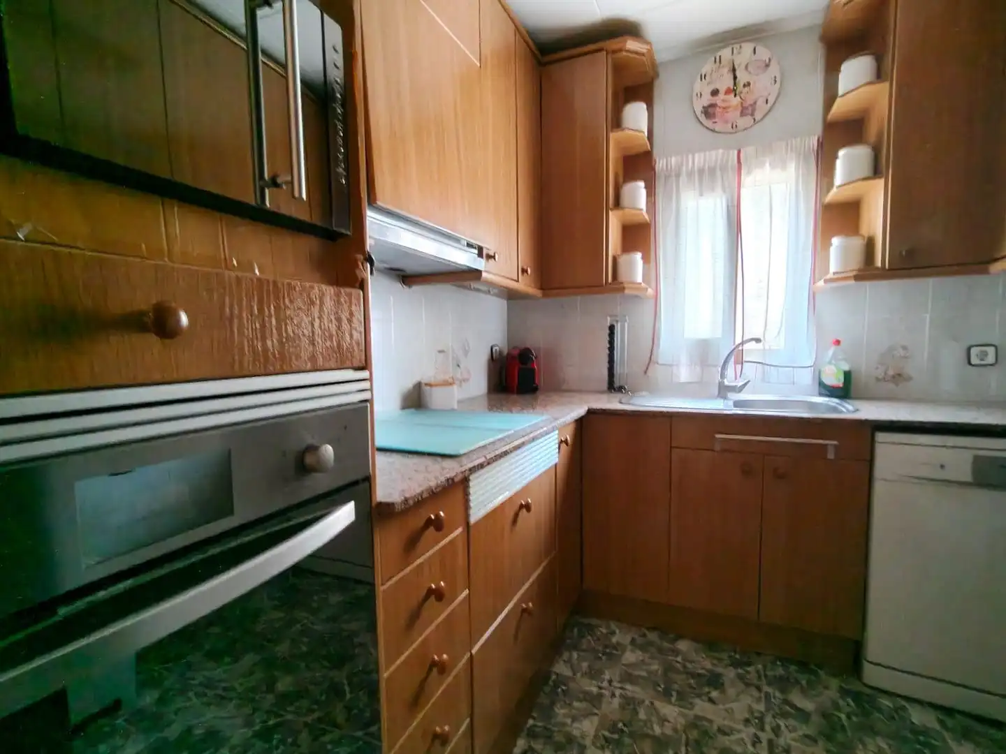 Cuina de Casa o xalet en venda en Barcelona amb Aire condicionat, Terrassa i Balcó