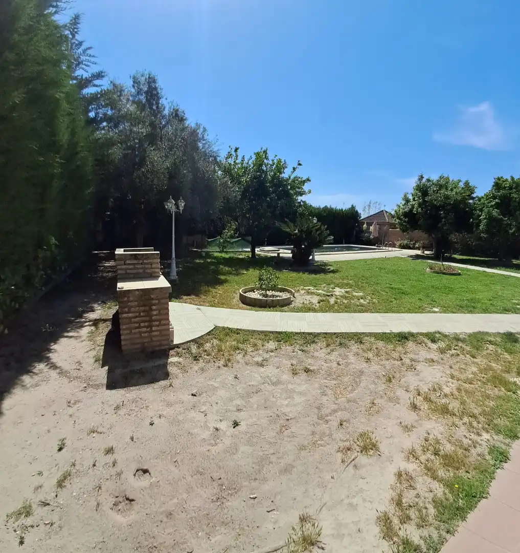Casa o chalet en venta en Palomares del Río con Aire acondicionado, Jardín privado y Terraza