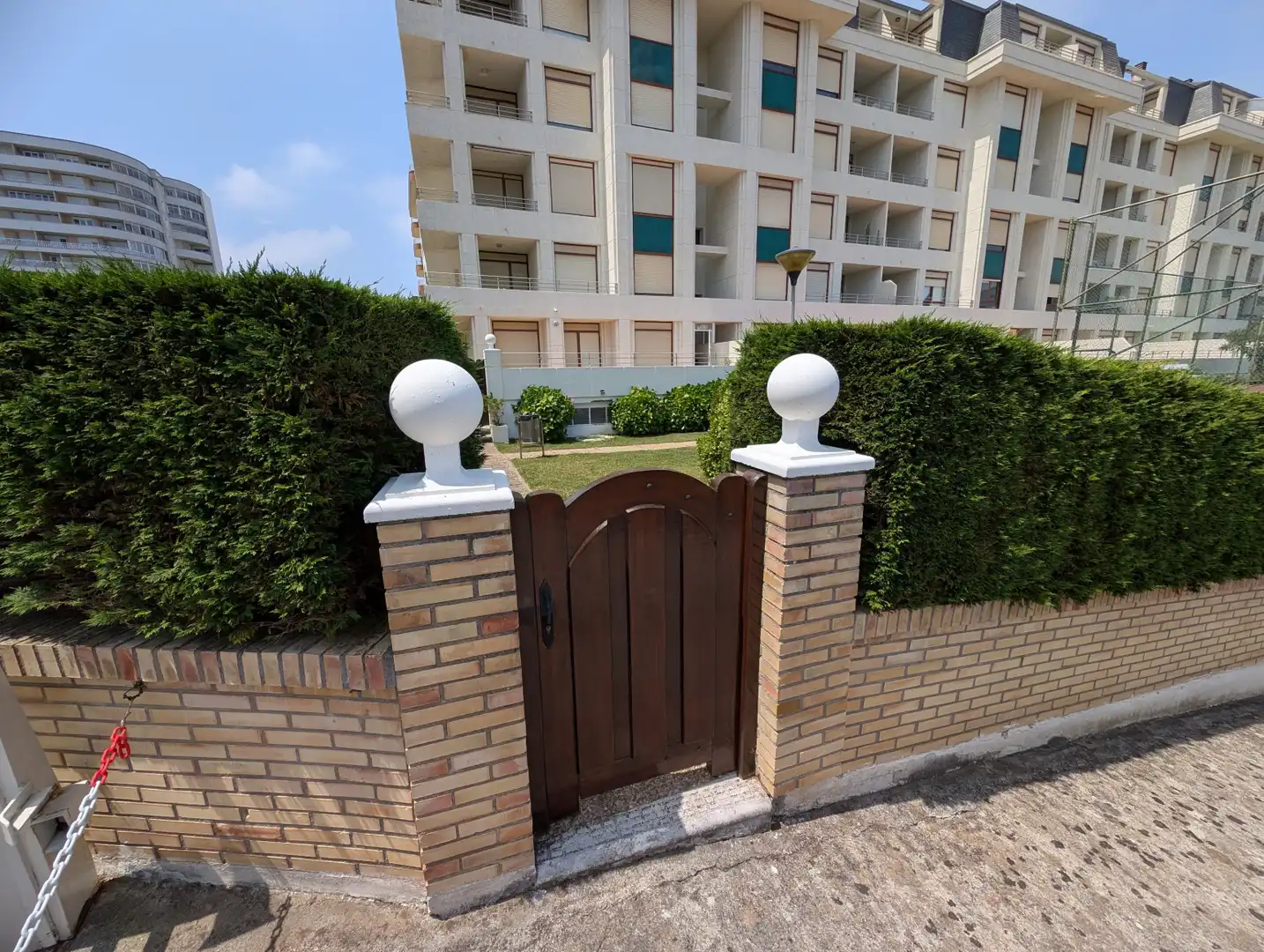 Flat for sale in Laredo - CALLE ENRIQUE MOWINCKEL- RCIA AMANECER, 84, Zona Playa