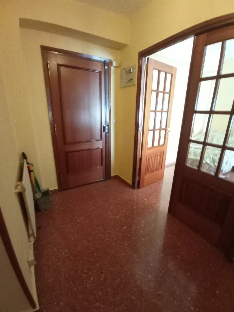 Pis de lloguer en Pontevedra Capital  amb Calefacció, Parquet i Moblat