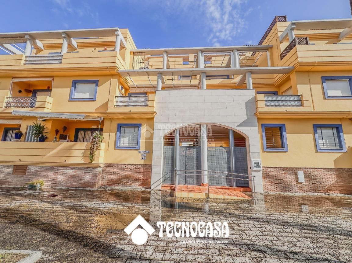 Exterior view of Flat for sale in Rota  with Air Conditioner, Terrace and Storage room