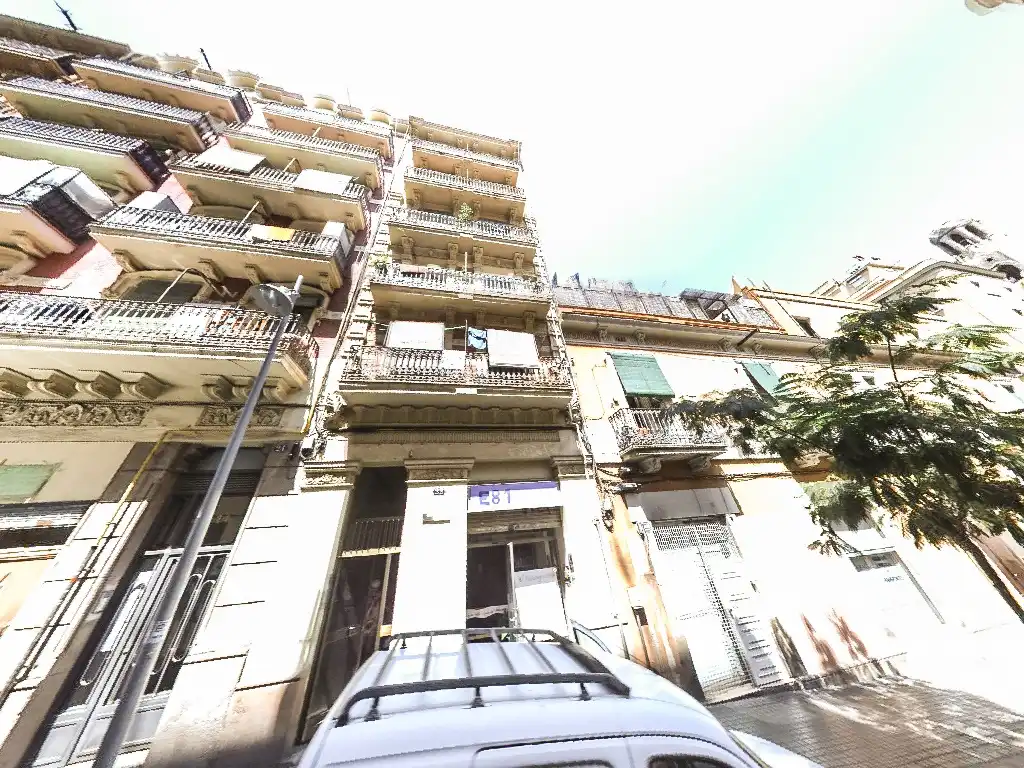 Vista exterior de Pis en venda en Barcelona