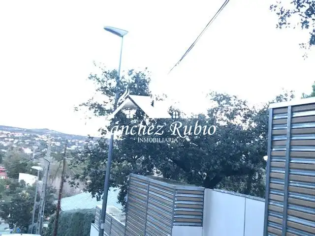 Chalet con jardín en venta en Calle Ruso 5B, imagen 4