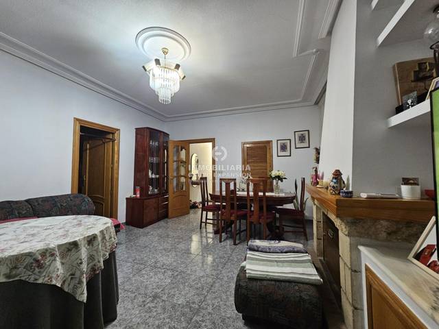 Casa-chalet en Venta en Novelda