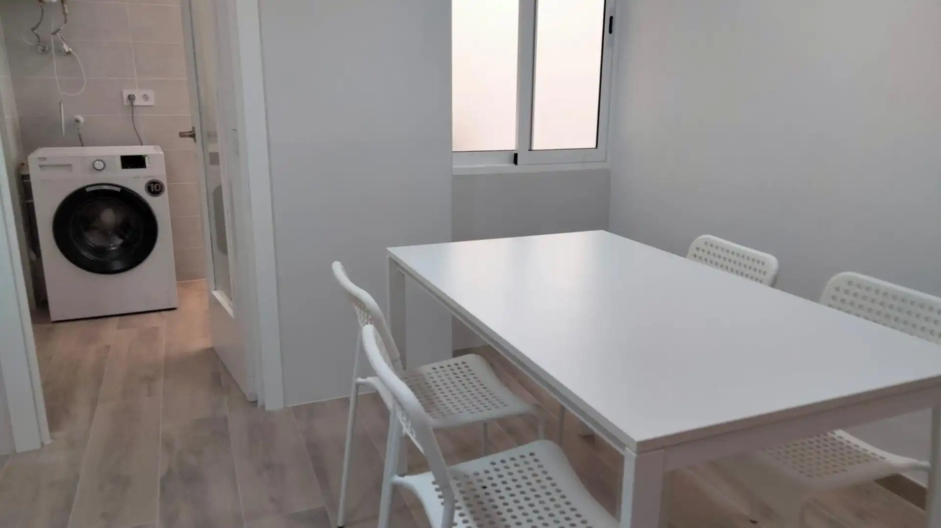 Comedor de Piso de alquiler en Elche / Elx con Amueblado y Balcón