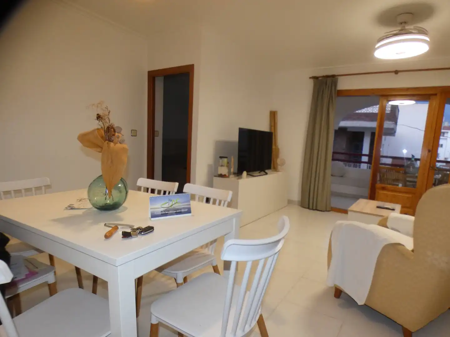 Sala d'estar de Pis en venda en San Pedro del Pinatar amb Aire condicionat, Calefacció i Moblat