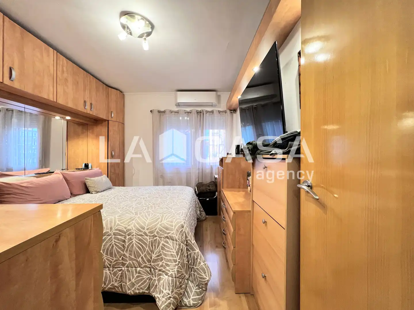 Bedroom of Flat for sale in Badalona  with Balcony