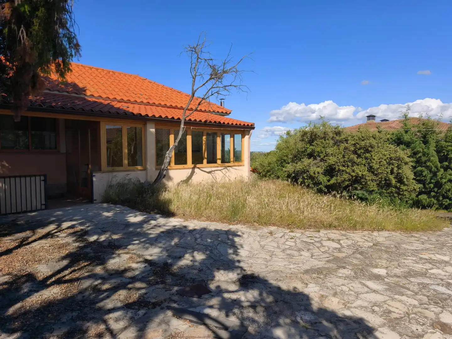 Vista exterior de Casa o xalet en venda en Valdemorillo amb Calefacció, Jardí privat i Terrassa