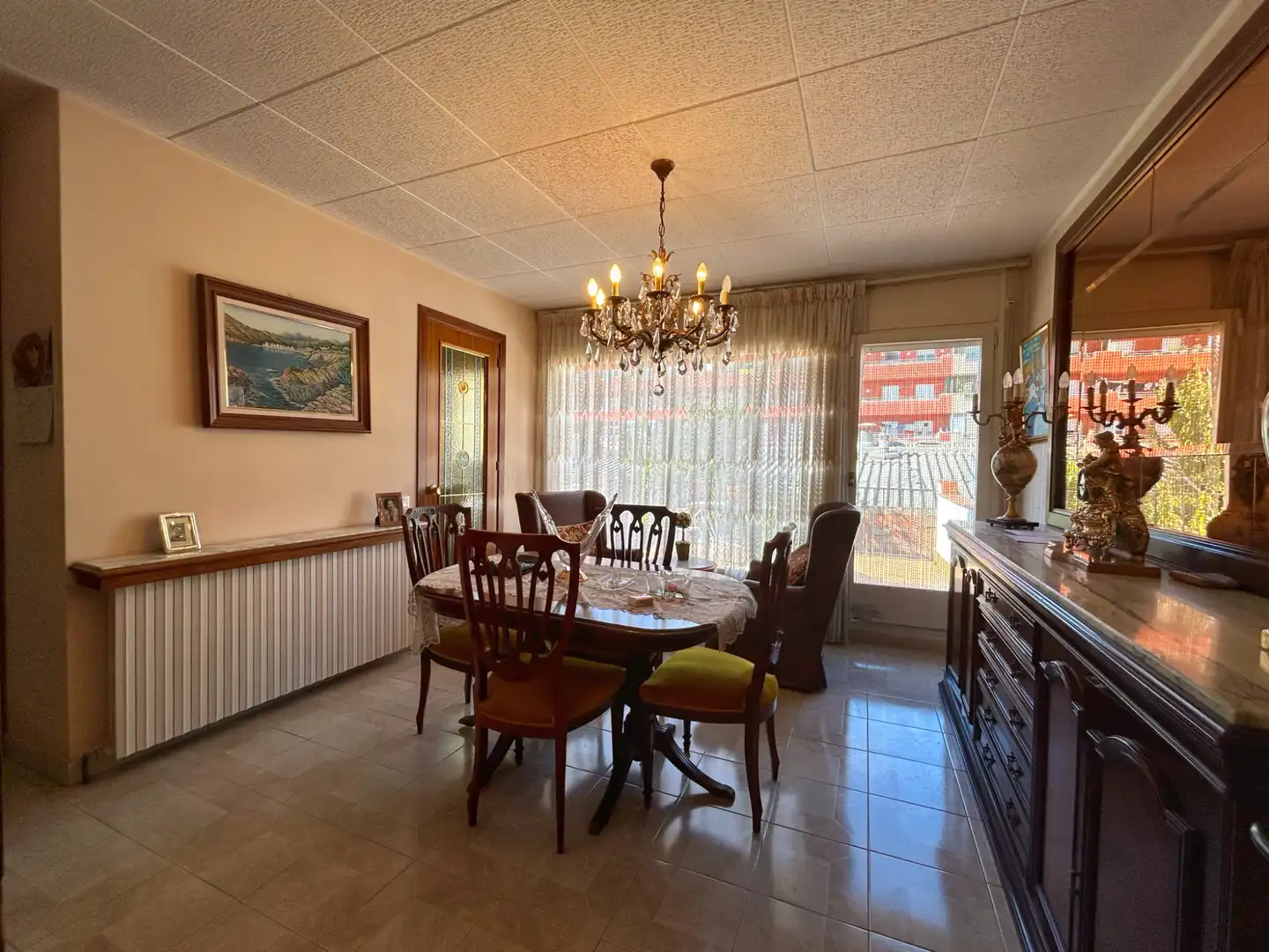 Esszimmer von Einfamilien-Reihenhaus zum Verkauf in Vic mit Heizung, Terrasse und Abstellraum