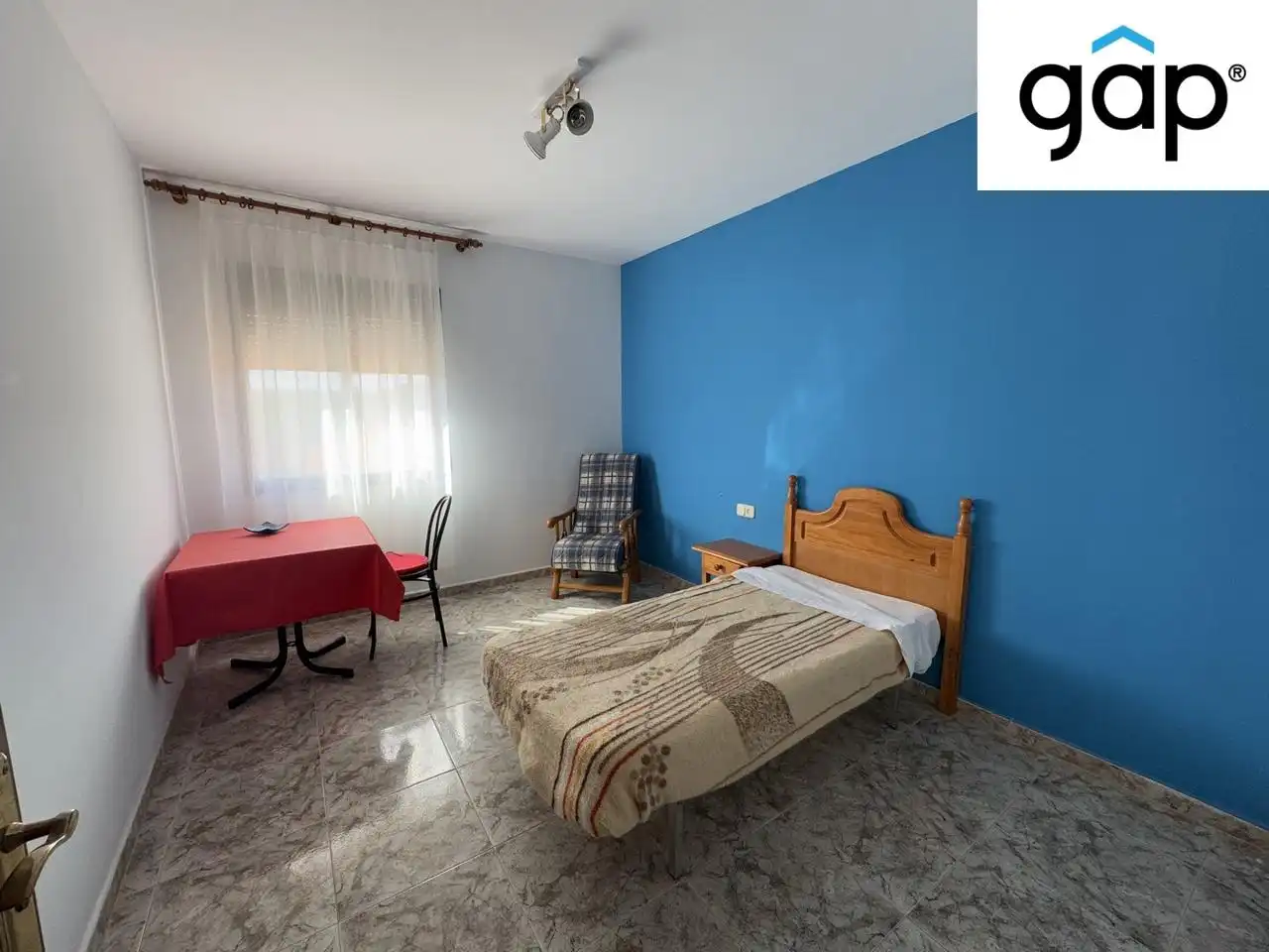 Habitación de Edificio en venta en Villar de Olalla