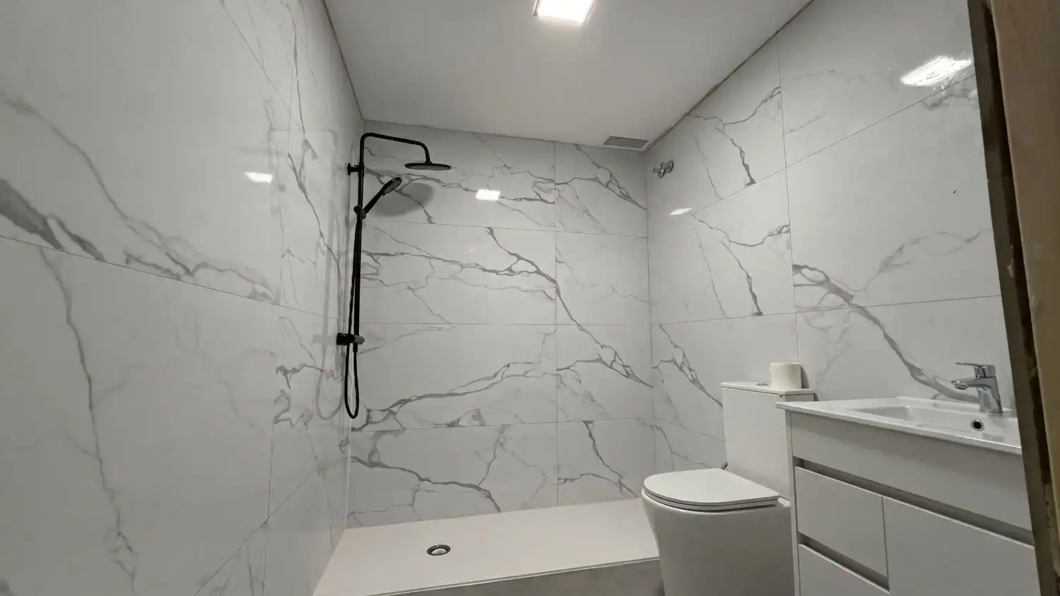 Bathroom of Attic for sale in Centro - Barriada Mallorca