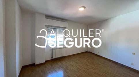 Photo 4 of Flat to rent in Urano, Casco Histórico de Barajas, Madrid