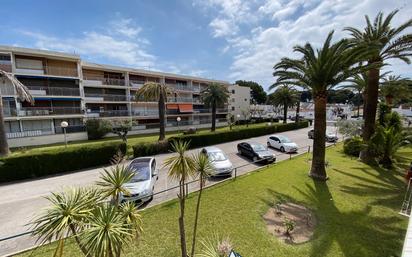 Vista exterior de Apartament en venda en Cambrils amb Calefacció, Terrassa i Moblat