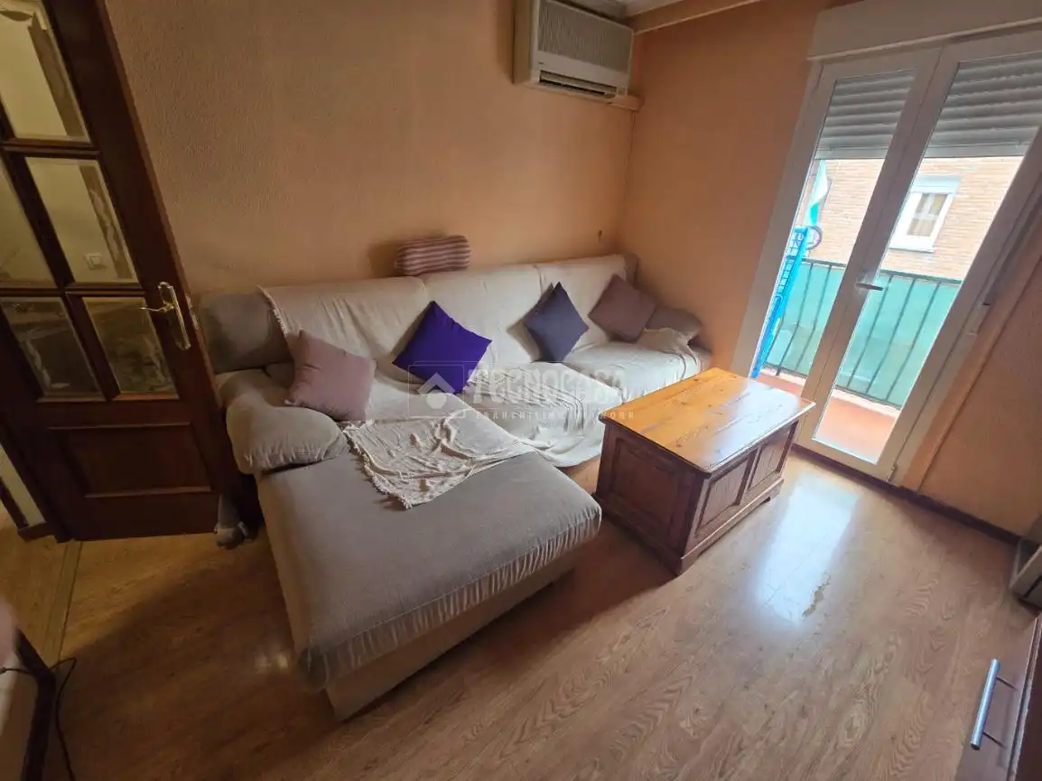 Sala de estar de Piso en venta en Alcorcón con Aire acondicionado, Terraza y Amueblado