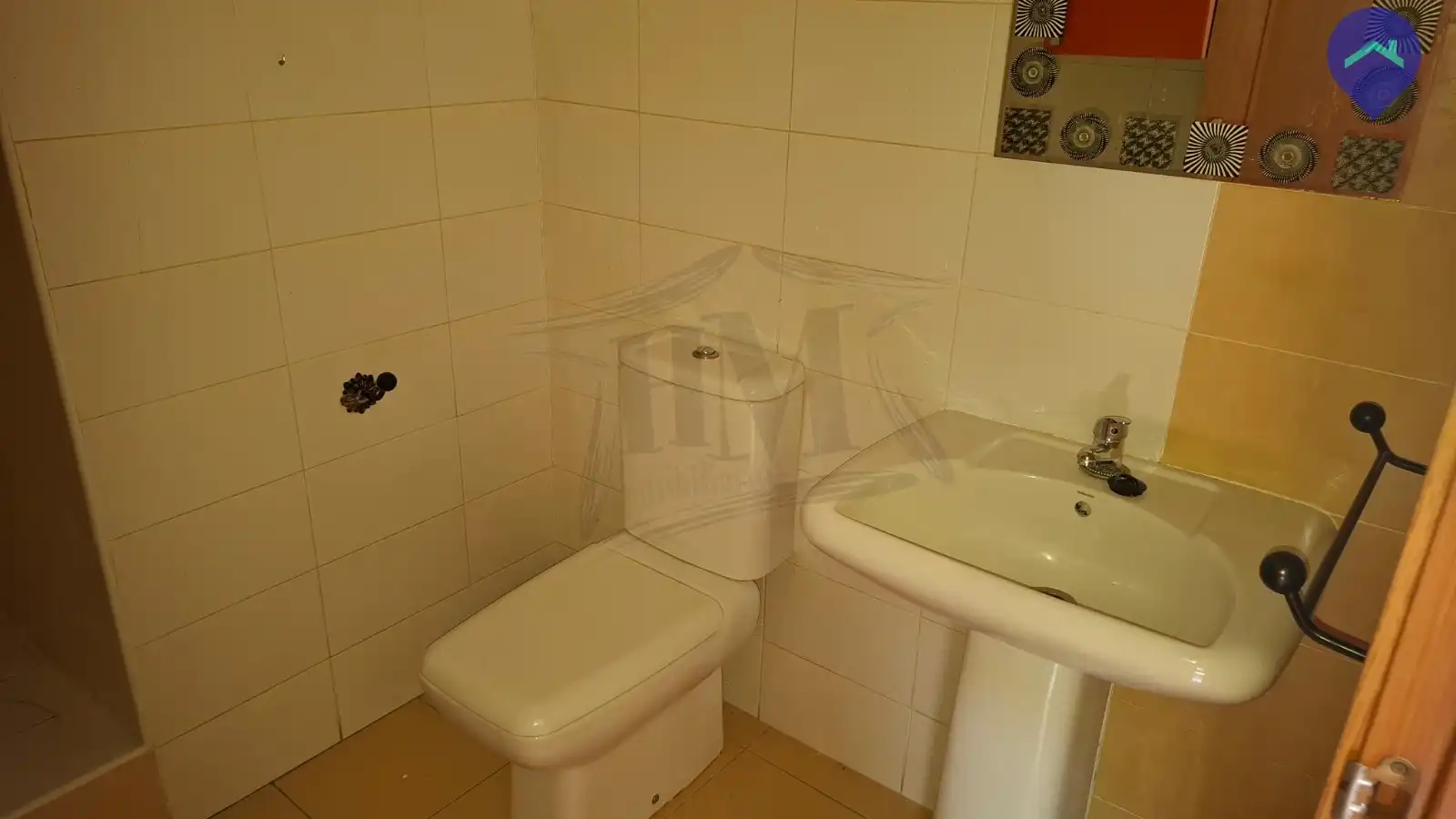 Bany de Casa o xalet en venda en Las Ventas de Retamosa amb Calefacció, Jardí privat i Terrassa