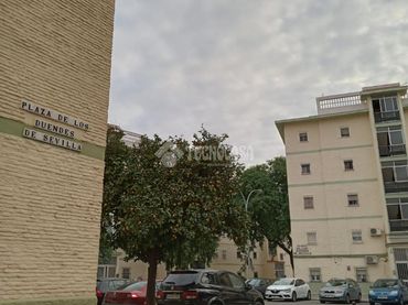 Piso con balcón en venta en Pl. de los Duendes de Sevilla