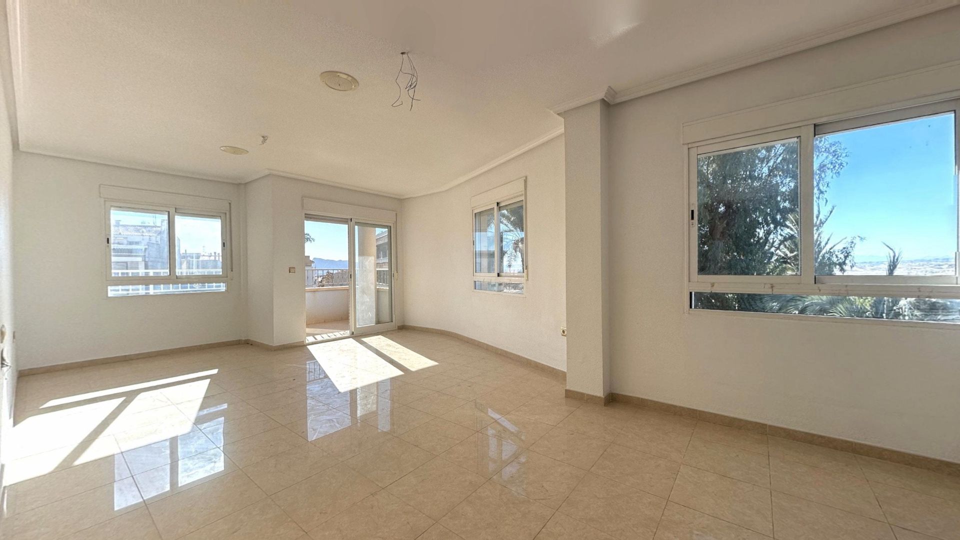 Living room of Flat for sale in Abanilla  with Air Conditioner, Heating and Storage room