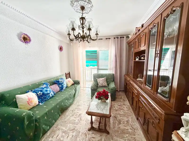 Sala d'estar de Pis en venda en Málaga amb Aire condicionat, Terrassa i Moblat
