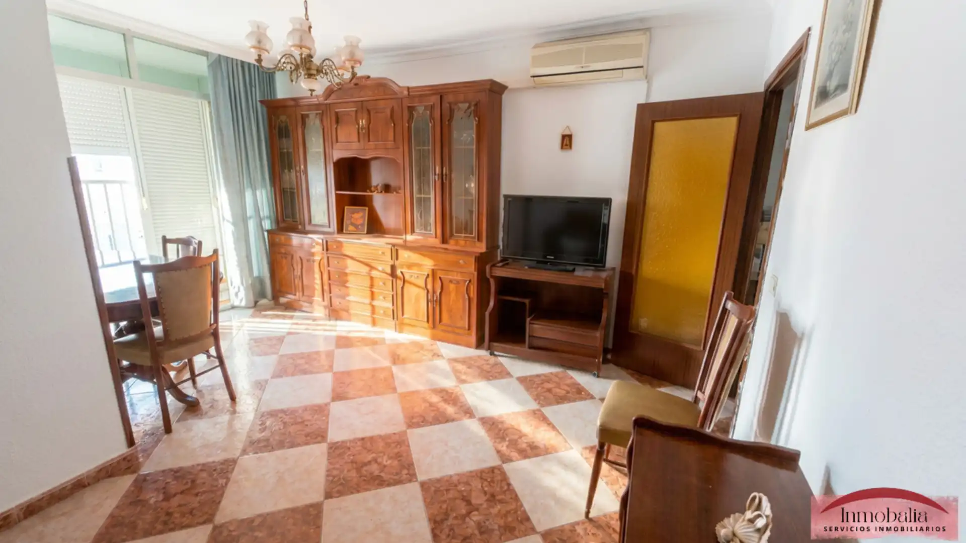 Sala de estar de Piso en venta en Sevilla con Aire acondicionado, Terraza y Amueblado