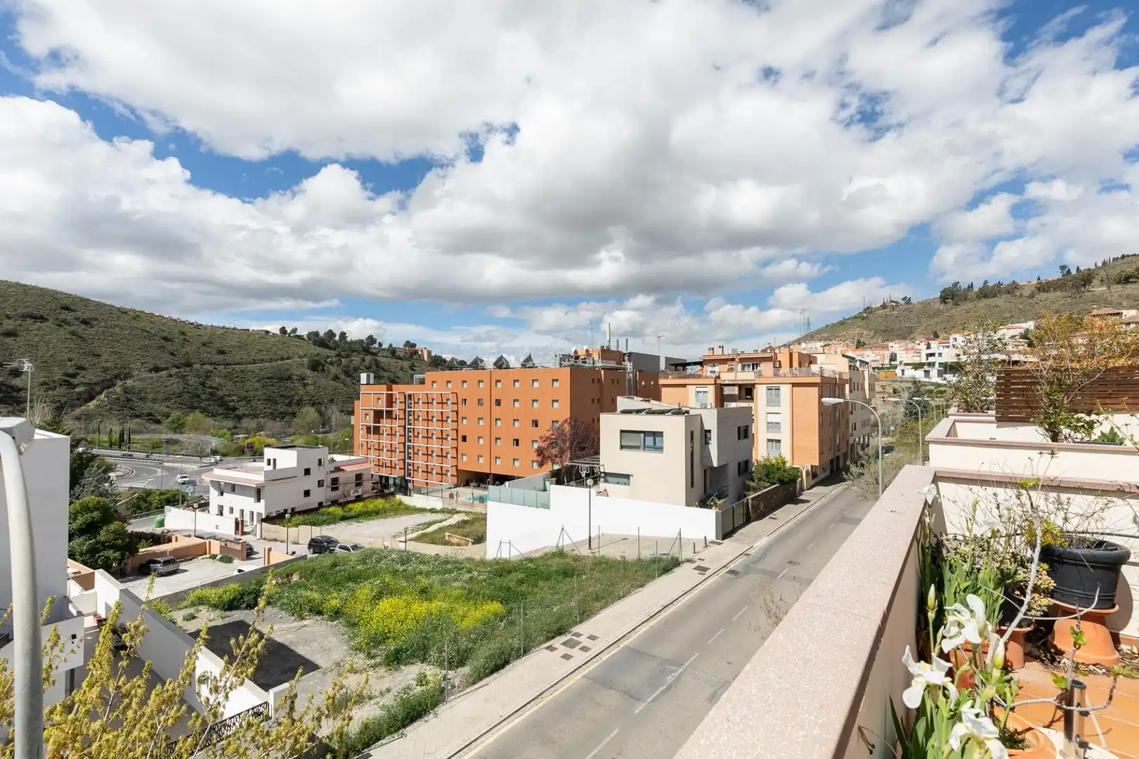 Exterior view of Houses for sale in Granada  with Air Conditioner, Heating and Terrace