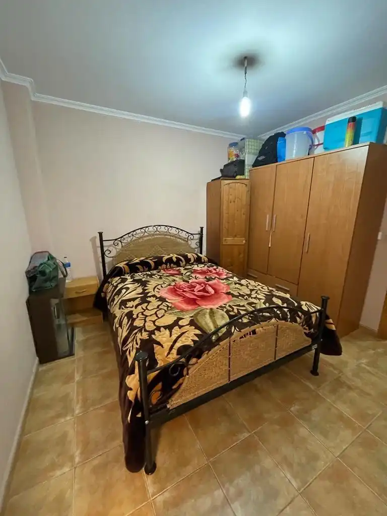 Habitación de Planta baja en venta en El Pinós / Pinoso con Jardín privado y Amueblado