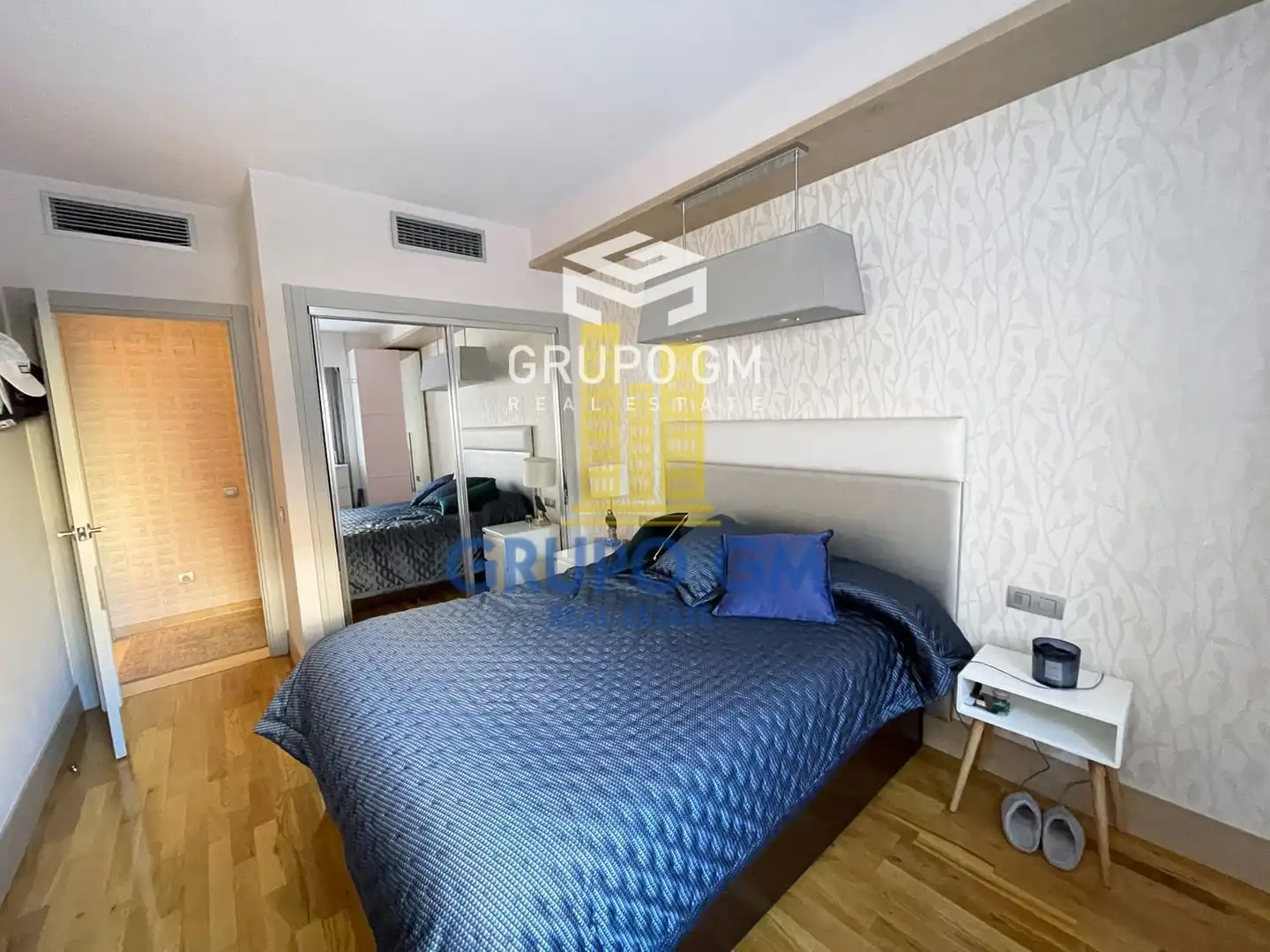 Habitación de Piso de alquiler en Madrid con Aire acondicionado y Amueblado