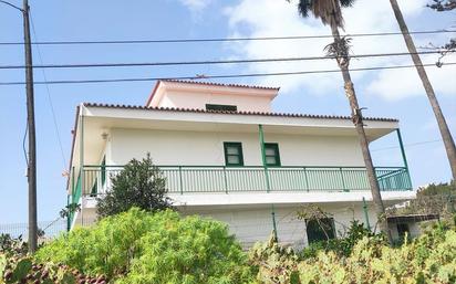 Vista exterior de Finca rústica en venda en Arona amb Terrassa