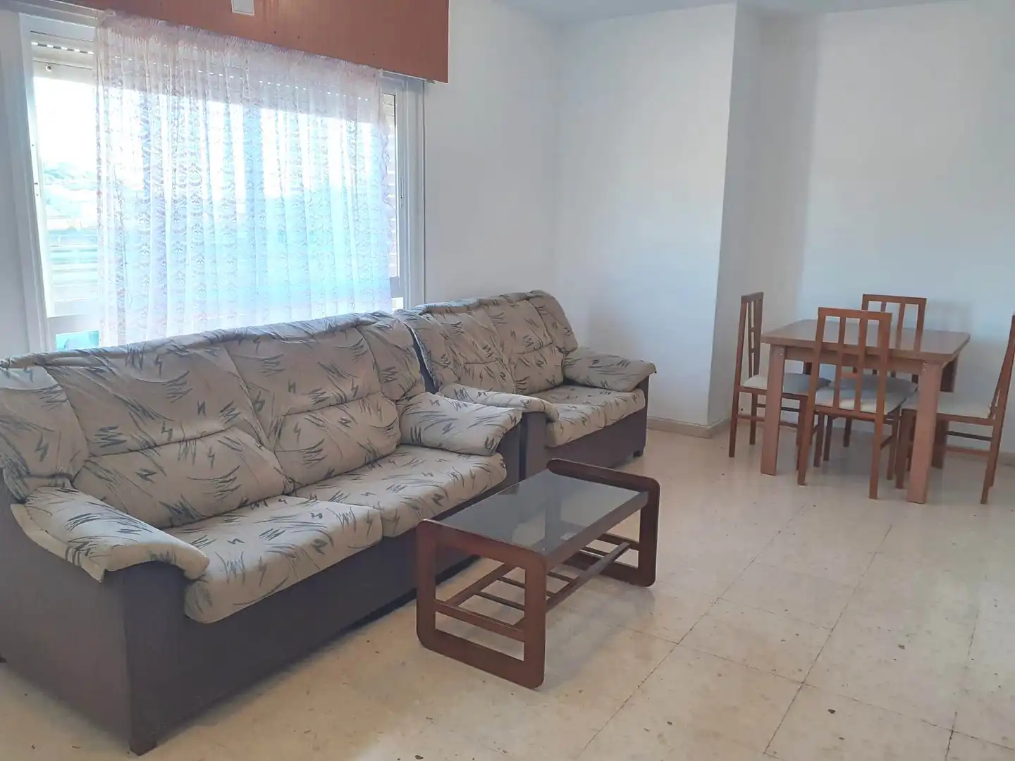 Sala d'estar de Pis de lloguer en Cartagena amb Calefacció, Moblat i Forn