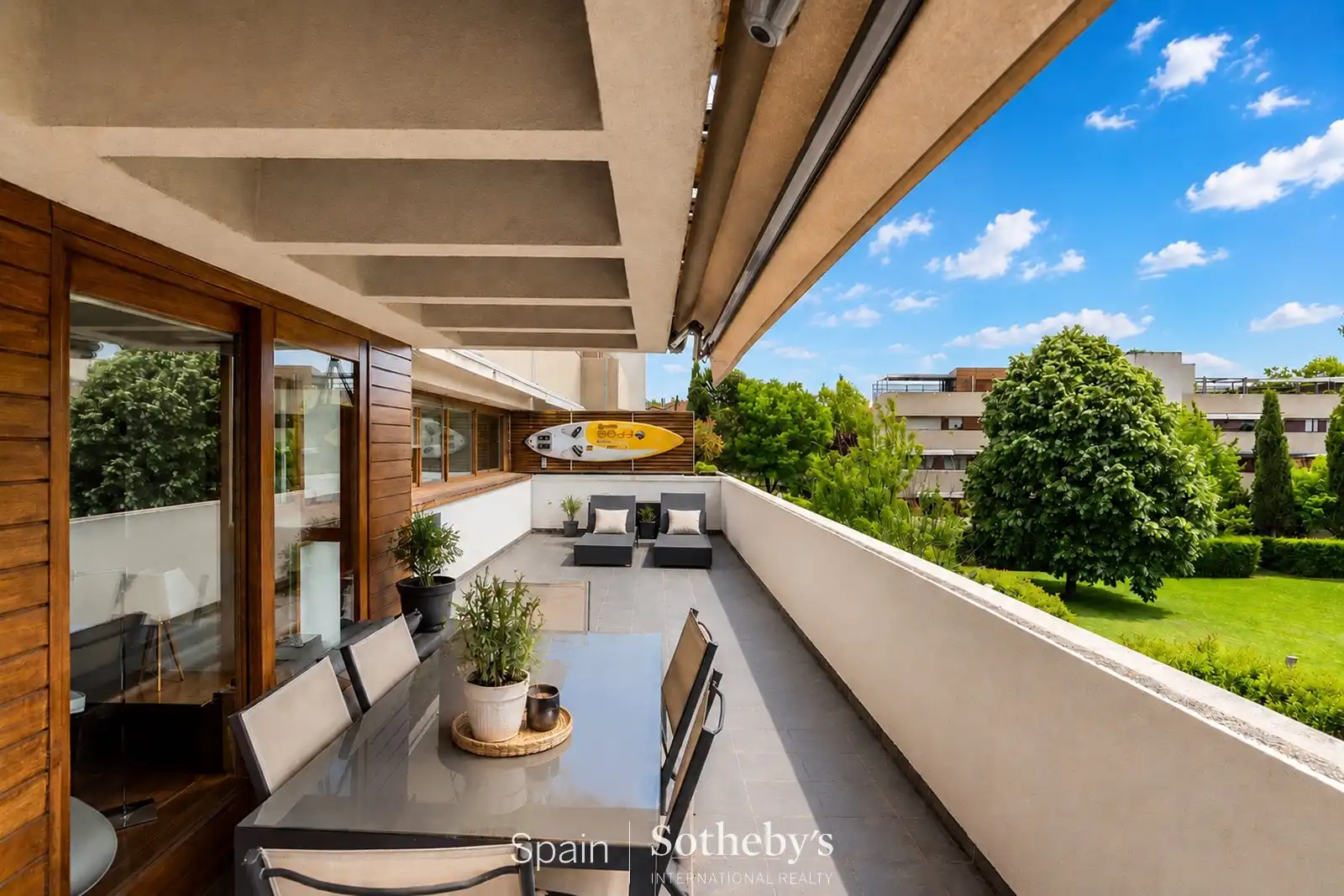 Terrassa de Apartament en venda en La Moraleja amb Aire condicionat, Calefacció i Terrassa