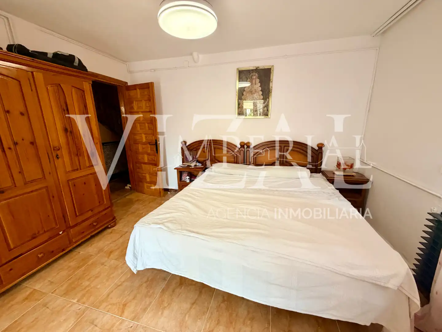 House with terrace for sale in Calle del Río-Almendros, imagen 11