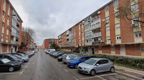 Foto 3 de Piso en venta en Fernando III el Santo, Reyes, Parla