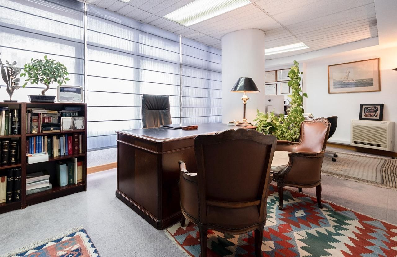 Office to rent in Avenida d'Alexandre Rosselló, El Mercat, Centre